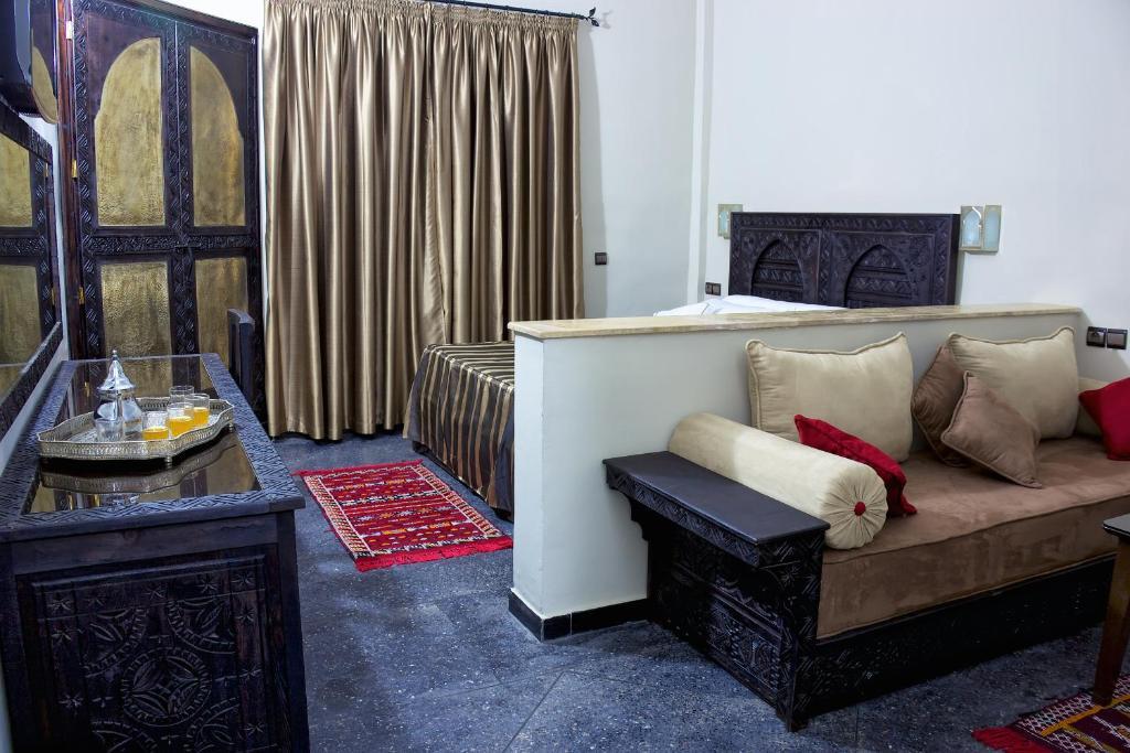 Hotel Azoul Уарзазат Номер фото